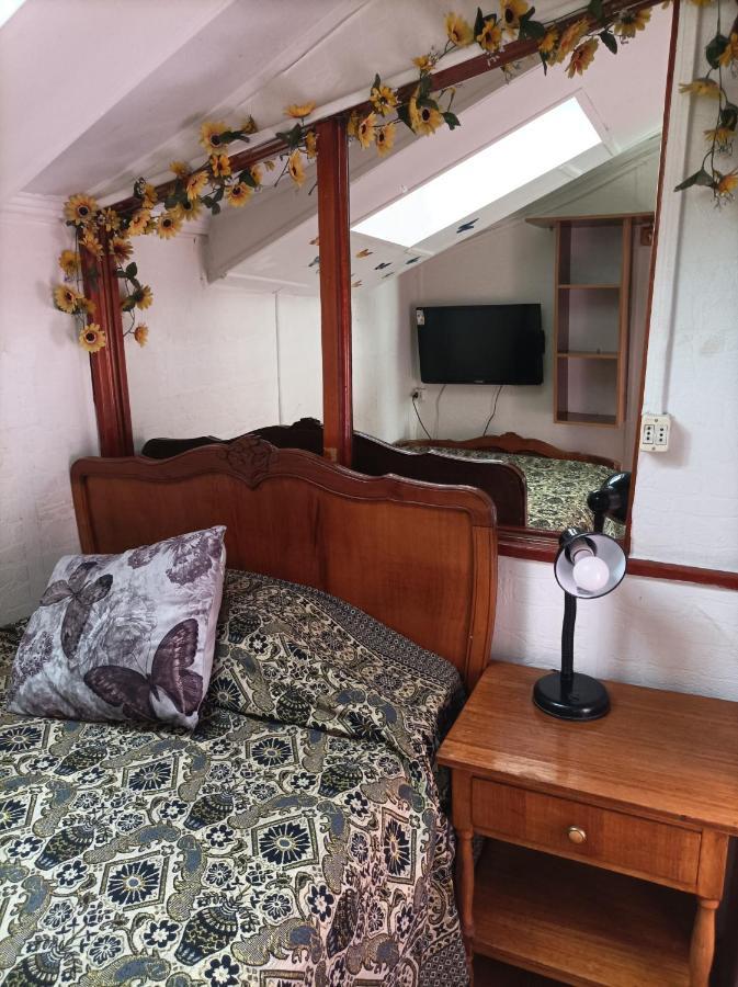 Alojamiento Familiar Rey Bed & Breakfast Punta Arenas Exterior photo